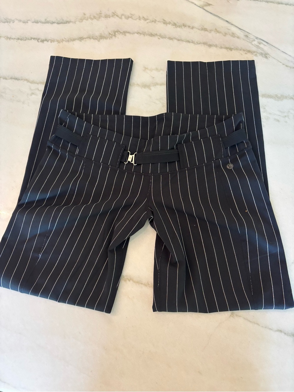 Vintage Lululemon Y2K Pinstripe Low Rise Flare Pants Hook Belt Black Size 10 - Picture 3 of 9
